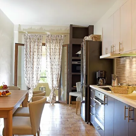Promenade Luxury * Corfu (city)