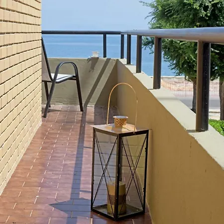 Promenade Luxury